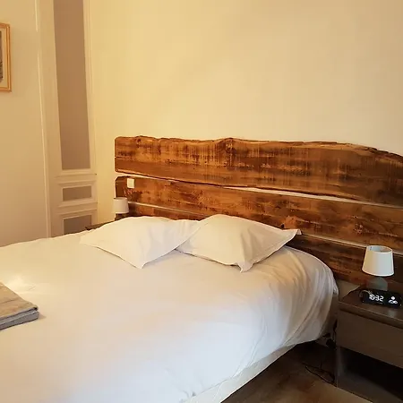 L'haussmannien Апартаменты